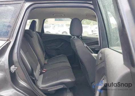 2015 Ford Escape S z USA, uszkodzony, nr VIN 1FMCU0F72FUC80538